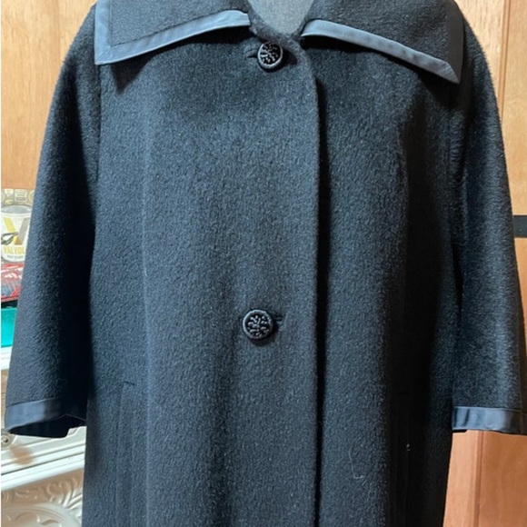 I Magnin Black Vintage Wool Coat Long Swing Jacket 1960s - Picture 3 of 9